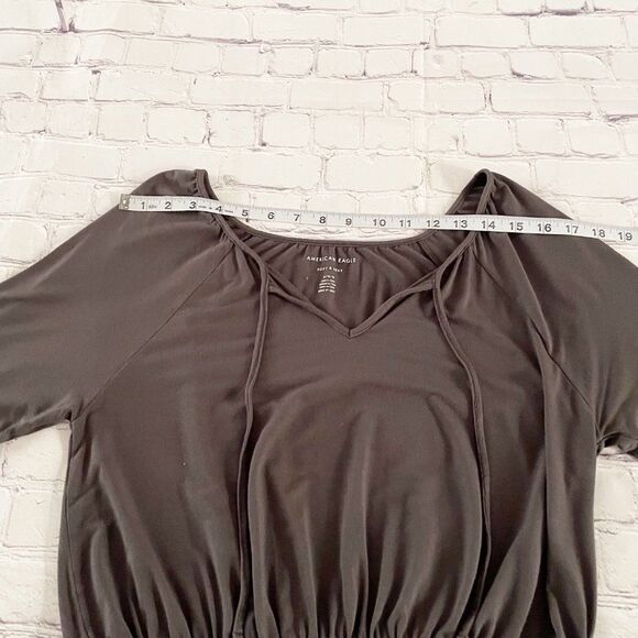 American Eagle Soft & Sexy Gray Charcoal Smocked Waist V Neck Long Sleeve Top M - Picture 4 of 9